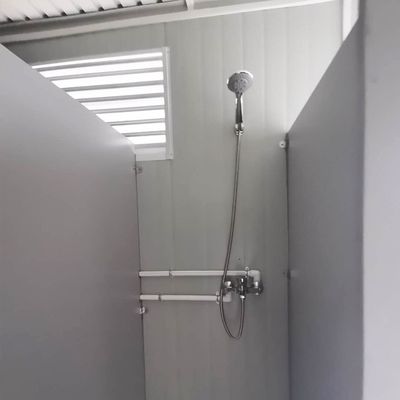 Inodoro portátil La solución ideal para sus necesidades de construcción sencilla, respetuosa con el medio ambiente y asequible