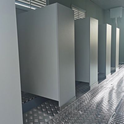Toilet móvil al aire libre con baño completo con electricidad estándar local