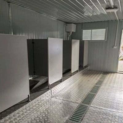 Baño de contenedores hecho de panel de sándwich marco de acero para la escuela en blanco o color personalizado