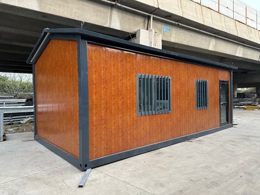 Casa de contenedores prefabricada de grano de madera estable hecha de acero con paredes y techo opcionales de paneles sandwich