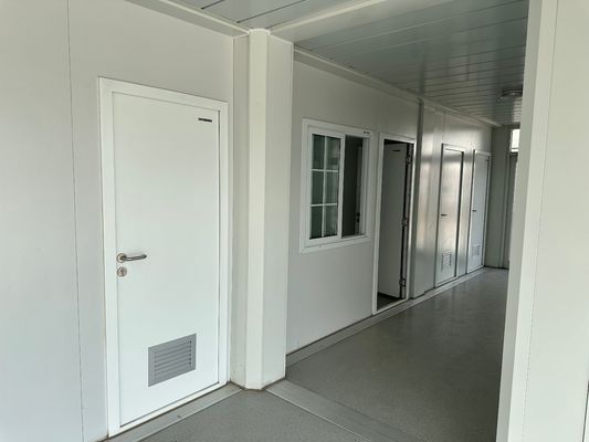 Diseño de acero de lujo personalizado Casa de contenedores de paquete plano 20ft 40ft para alojamiento portátil