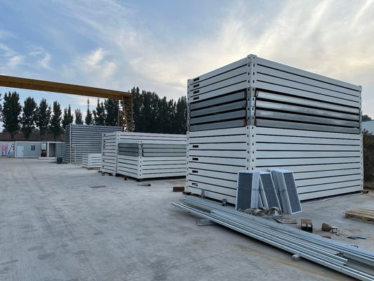 20 40Ft Bajo consumo de energía de carbono Modular Contenedor móvil Casas Prefab Casa con marco de acero Casa de contenedores de paquete plano