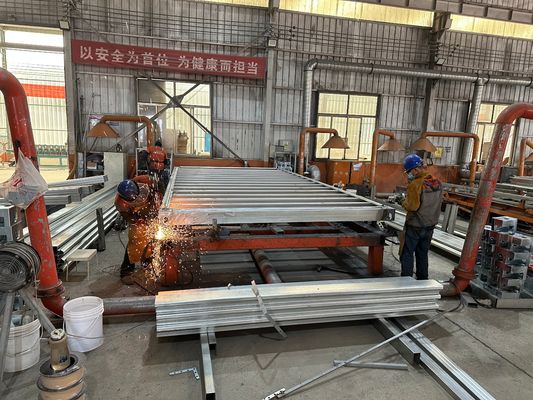 40'HC resistente a la corrosión y de bajo carbono Ahorro de energía Modular móvil prefabricado con marco de acero Flat Pack Container House para oficinas