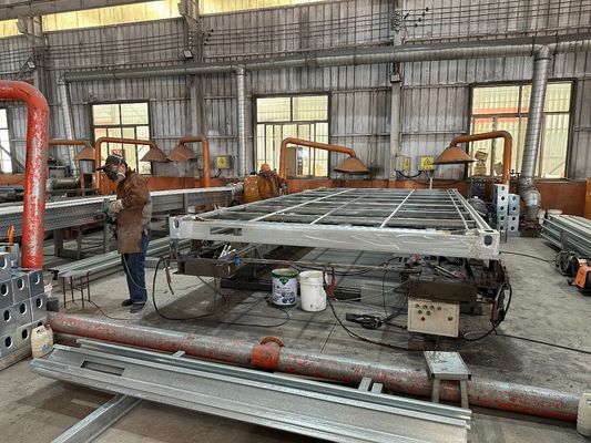 Hotel Casa de contenedores de paquete plano con paneles de sandwich de techo de fibra de vidrio de generación actualizada y puente roto puerta de aluminio