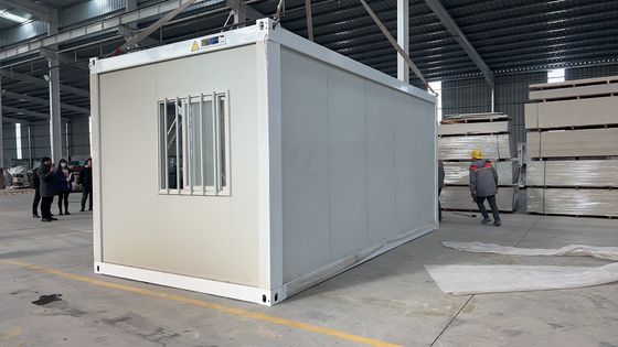 Actualización rápida Construir 20ft 30ft 40ft modular a medida impermeable de vidrio de lana panel de sándwich plegable Contenedor de la casa con 1