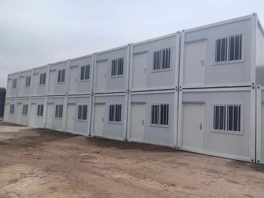 Estructura de acero galvanizado panel de sándwich Casa de contenedores de paquete plano para tamaños personalizados e aislamiento acústico desmontable