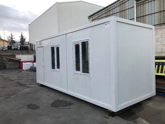 Prefabricado Container House Flat Pack Hurricane Proof Panels Sandwich Edificios para 15-30 años de vida útil Producido en casa