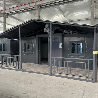 Edificio prefabricado de ventanas de acero móvil duradero Australia 20 40 pies Casa pequeña Modular de fibra de vidrio Techo de acero Marco de acero Casa de contenedores expandible