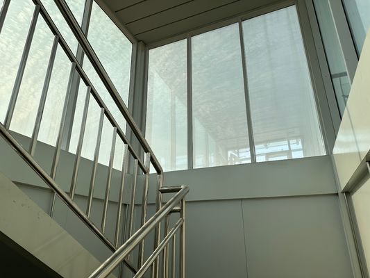 Puerta de seguridad Dormitorio prefabricado Casa de contenedores con estilo de diseño escandinavo y casa modular de acero