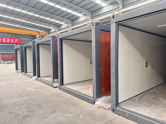 Instalación de montaje flexible Casa de contenedores plegable moderna con panel de sándwich