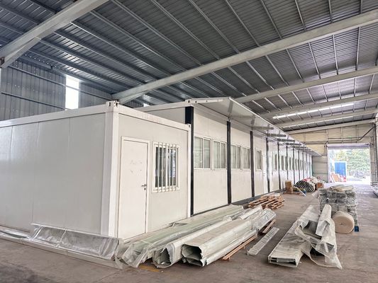 Casas modulares con panel de sándwich grueso Casa prefabricada de 20 pies montaje rápido Casa de paquete plano Contenedor ventajas ecológicas y rápidas
