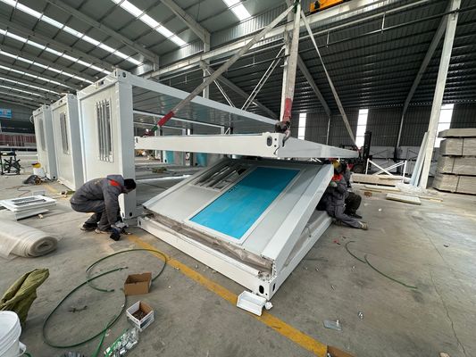 Casa de contenedores plegable a prueba de fuego de color personalizado con múltiples funciones