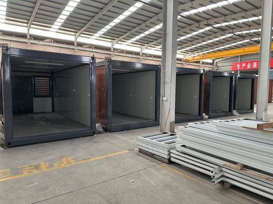 Casa de contenedores plegable de 20 pies de función múltiple Ventana de aluminio portátil y a prueba de humedad para dormitorio al aire libre