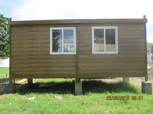 Casa de contenedores con diseño cuadrado personalizado y fácil instalación