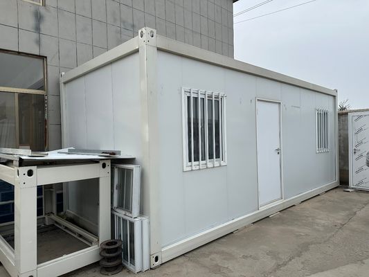 Casa móvil portátil Oficina prefabricada Casas de contenedores Casa de contenedores de paquete plano con baño Ventaja de instalación rápida