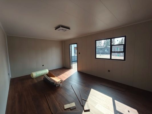 Casa prefabricada con ventana de aluminio y puerta de seguridad de acero
