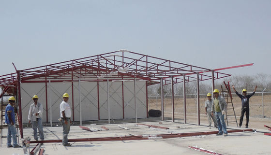 Casas de villas bajas en carbono hechas de paneles de sándwich y diseño del sistema de estructura de acero prefabricado