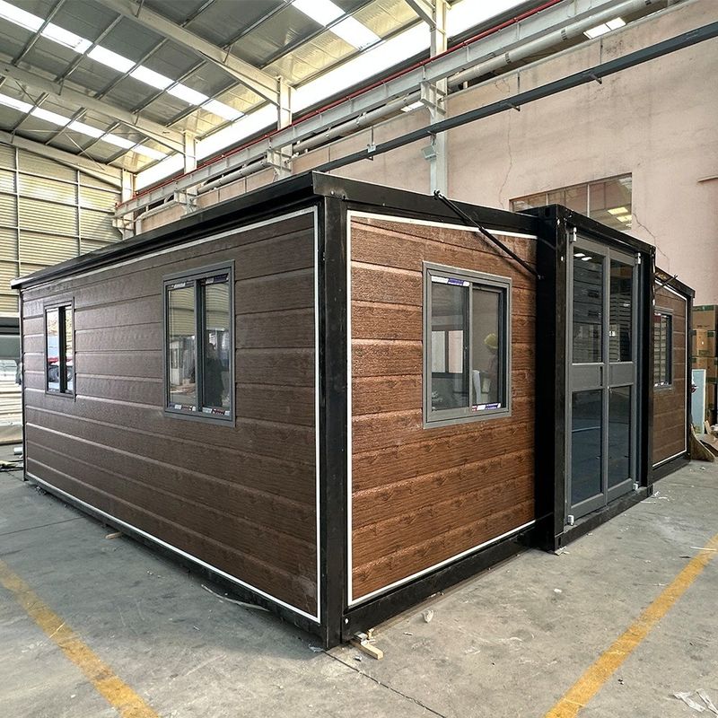 Casa de contenedores expandible Cuadro de acero a prueba de fuego Casa prefabricada Villa de 40 pies 20 pies Fácil de instalar durante la vida útil 15-30 años