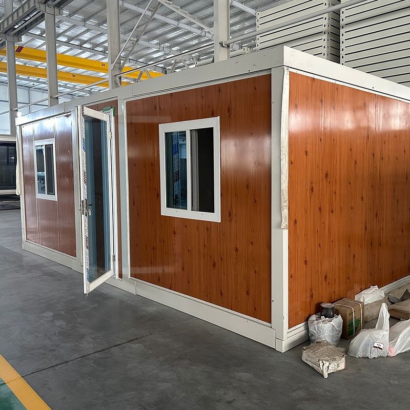 Edificio de oficinas Contenedor portátil extensible Casa de 20 pies Casas prefabricadas Casa de contenedores expandible con diseño de diseño libre