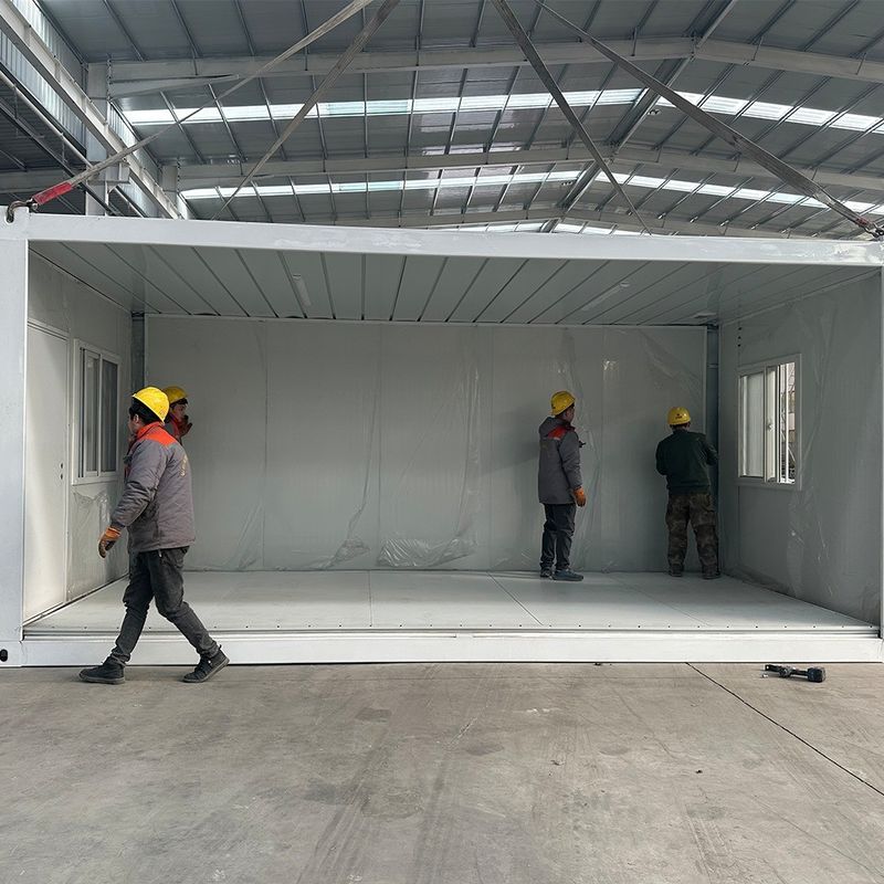 Edificio inteligente plegable Casa de contenedores prefabricada fácil de instalar paneles de sándwich refugio extraíble para conveniencia