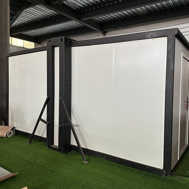 Casa de contenedores resistente al fuego móvil de diseño grueso moderno Casa para 15-30 años Vida útil Casas prefabricadas