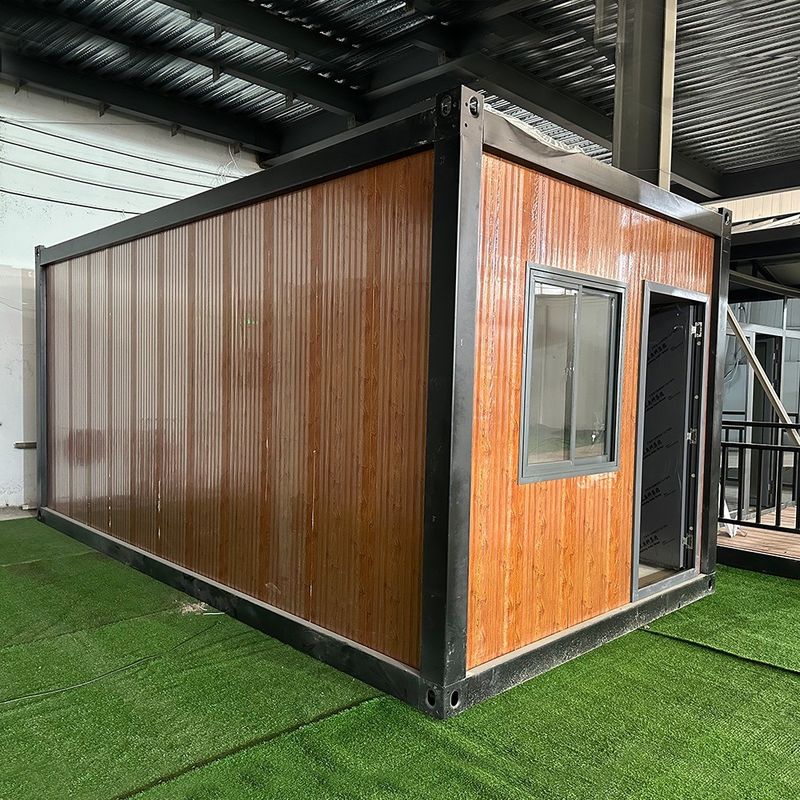 Diseño moderno Casas prefabricadas espesor estándar Contenedor a prueba de agua Casa de construcción con marco de estructura metálica
