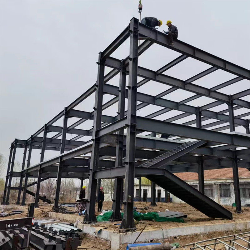 Instalaciones industriales Edificios de almacén de metal diseñados por ingenieros profesionales para estructura de acero Almacén prefabricado