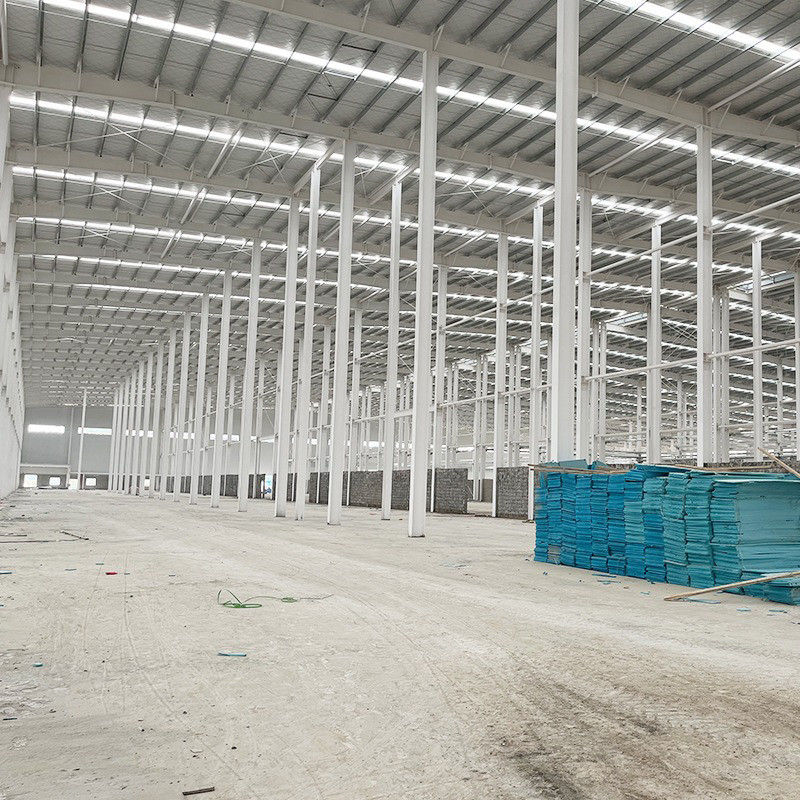 Almacén prefabricado C.Z Forma del canal de acero Cuadro espacial de acero comercial Edificio de estructura de acero a prueba de huracanes a prueba de agua